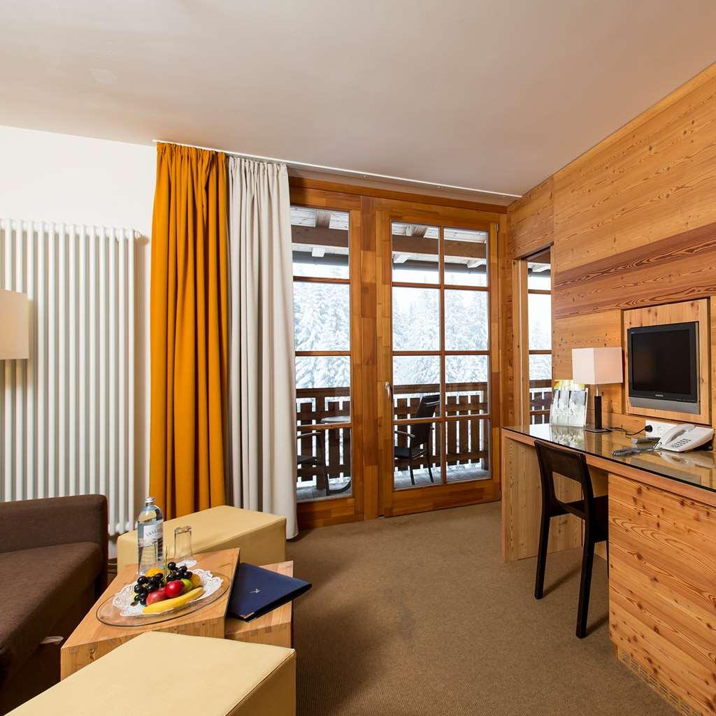 Falkensteiner Aktiv & Familienhotel Cristallo Superior Katschberghöhe الغرفة الصورة