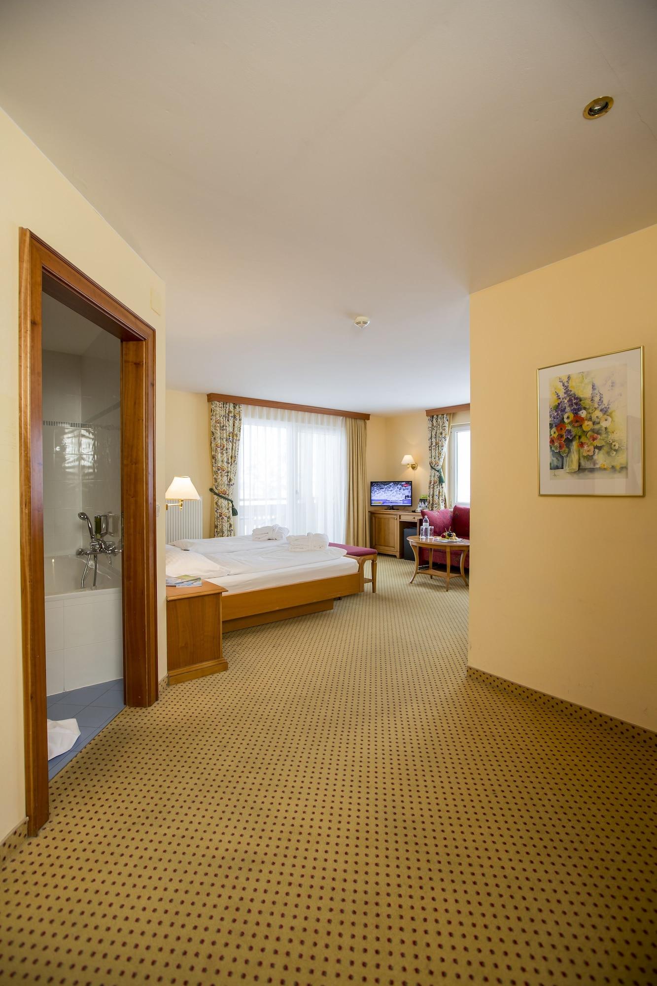 Falkensteiner Aktiv & Familienhotel Cristallo Superior Katschberghöhe المظهر الخارجي الصورة
